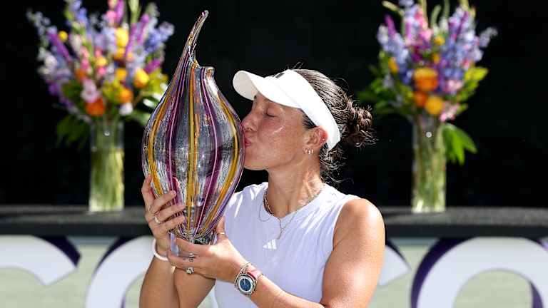 Jessica Pegula can't run into Elena Rybakina in Charleston, but the defending champion will still face plenty of top competition.